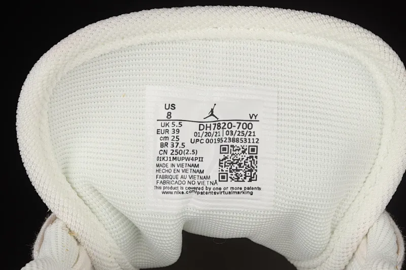 All categories Air Jordan Jordan series basketball shoes Air Jordan 1 Low G version pure original Air Jordan 1 Low AJ1 Joe 1 khaki corduroy low-top cultural and leisure sports sneakers DH7820-700